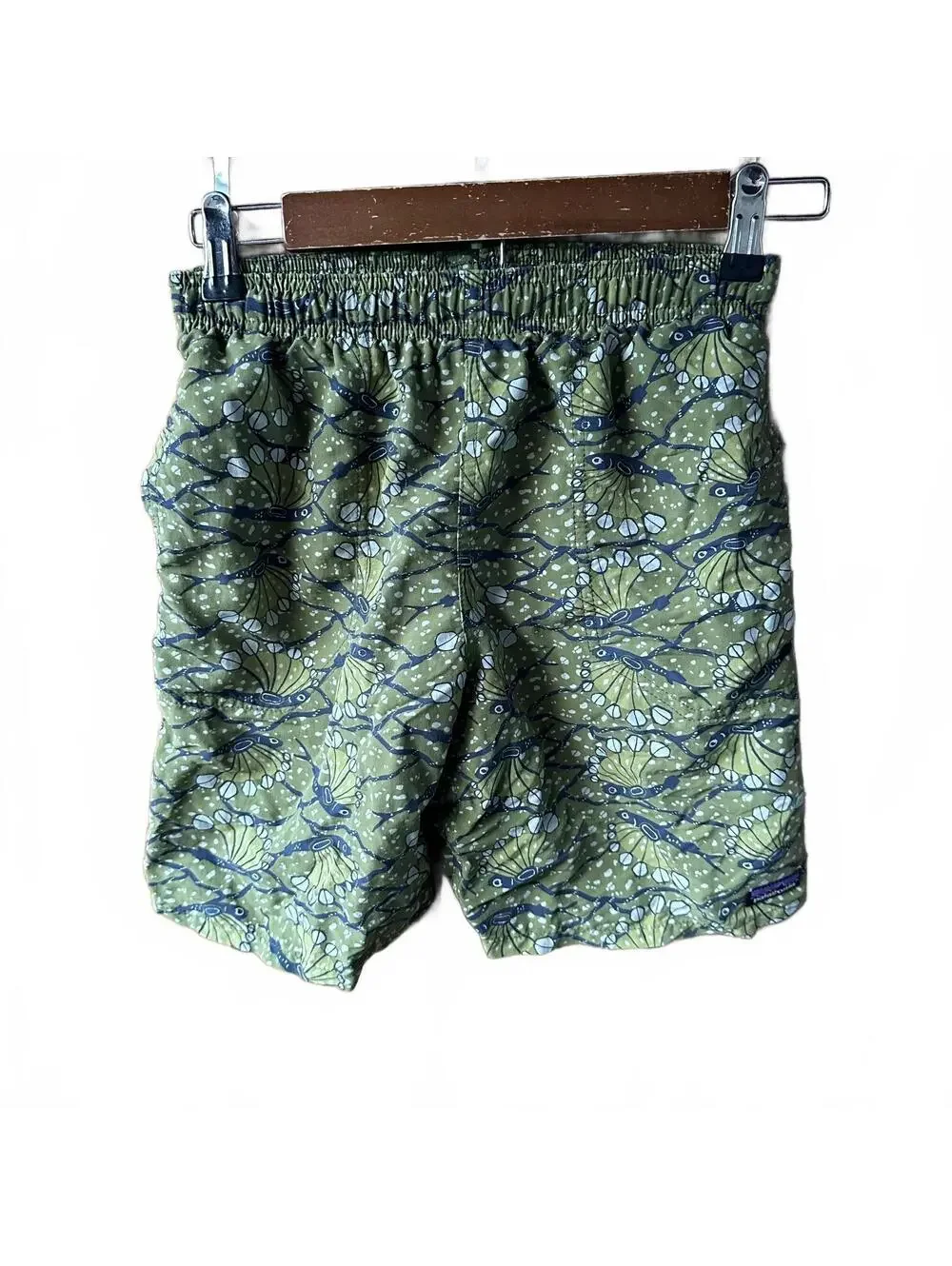Patagonia Boys Baggies™ Shorts Size Large Hexy Fish Sprouted Green